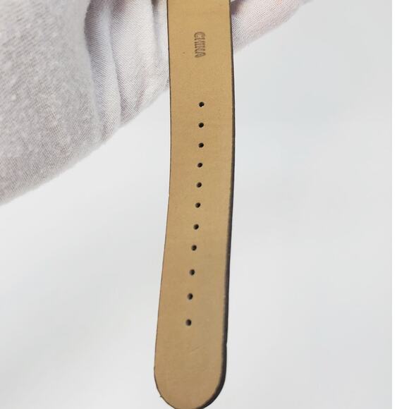 Disney Steamboat Willie Watch - Classic Mickey Mouse Design - Picture 8 of 10